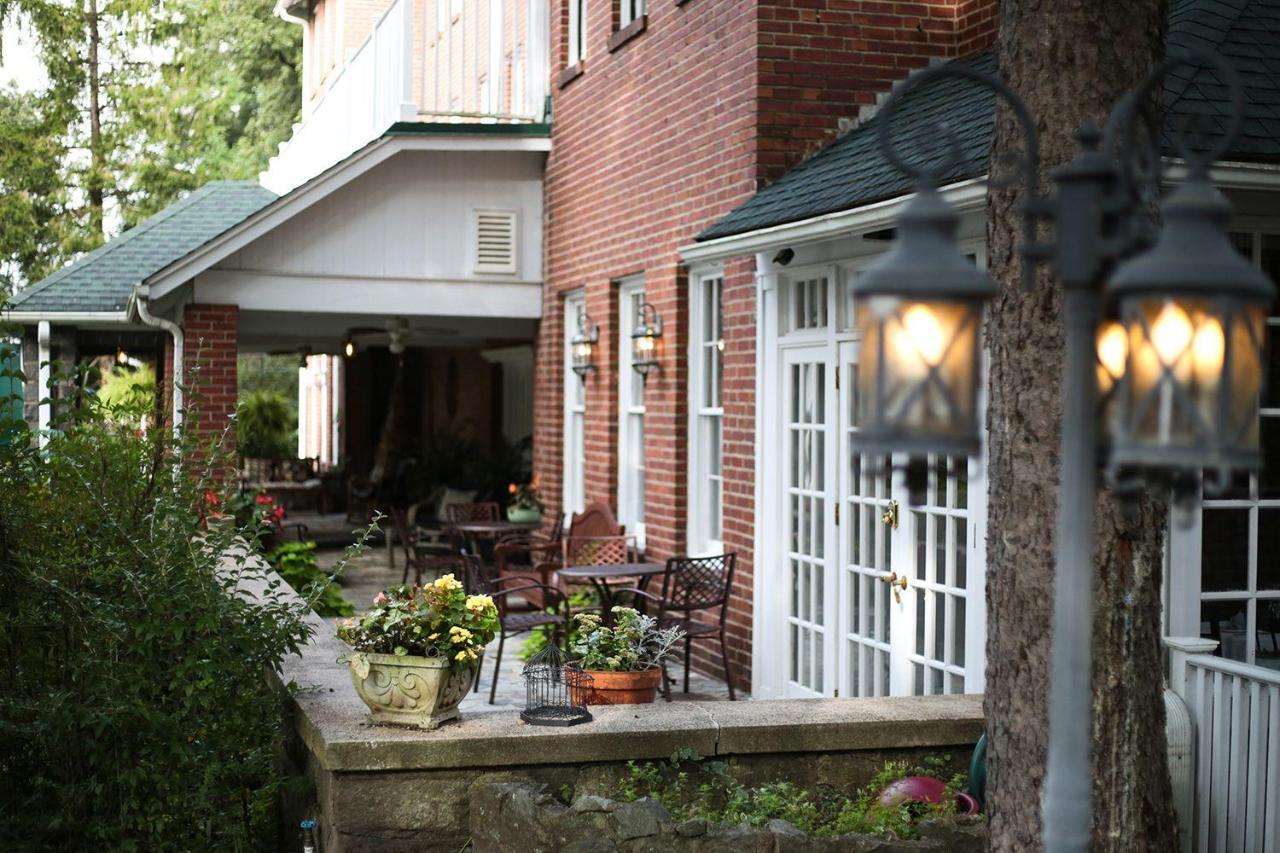 The Monte Vista Hotel Black Mountain Exterior photo